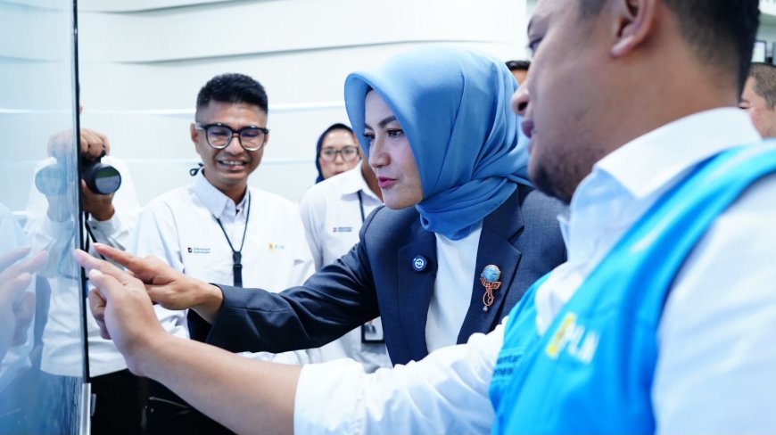 Staf Khusus Wapres Tinjau Sistem Kelistrikan PLN Jakarta, Apresiasi Layanan Digital yang Makin Transparan