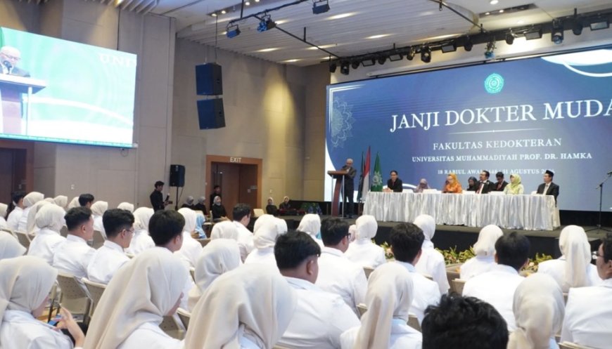 FK Uhamka Lantik Dokter Muda, Rektor Tekankan Pentingnya Menjaga Janji Profesi