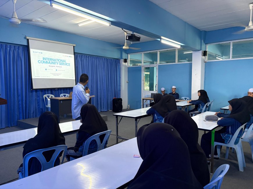 FEB UMP Edukasi Literasi Keuangan Remaja di Thailand Lewat Program Internasional
