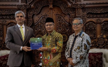Muhammadiyah dan Kedubes Kuwait Jajaki Kerja Sama Strategis Pembangunan Rumah Sakit