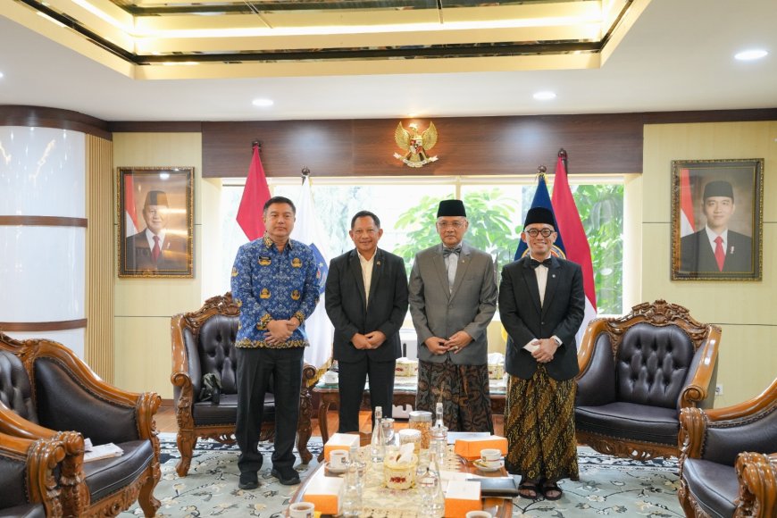 Kemenhaj dan Kemendagri Sinergi Integrasikan Siskohat-Dukcapil Mencegah Permainan Data Jemaah Haji