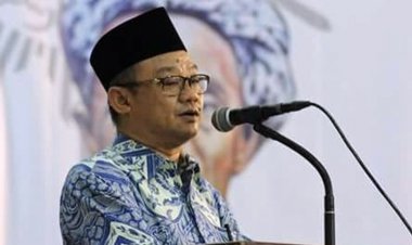 Abdul Mu’ti Ucapkan Selamat atas Pelantikan Prof. M. Amin Abdullah sebagai Anggota BPIP