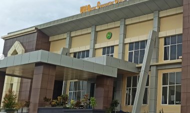 Mampir ke Sultra, Haedar Nashir Resmikan Gedung Convention Center UM Buton