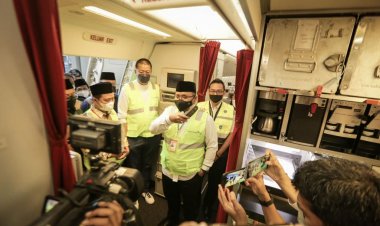 2.776 Jemaah Calon Haji Kloter Pertama Diberangkatkan, Menag: Jangan Segan-segan Bertanya ke Petugas