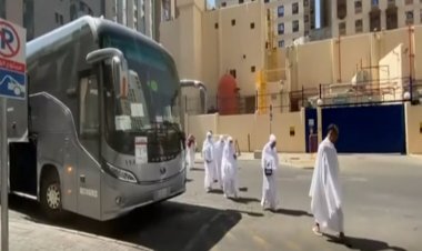 Tiba di Makkah, Jemaah Haji Embarkasi Solo dan Jakarta-Pondok Gede Disambut Shalawat