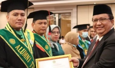 Lincolin Arsyad Dorong Lulusan UM Palembang Jadi Sarjana yang Profesional dan Inovatif