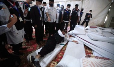 Cek Sejumlah Fasilitas di Arafah, Menag Yaqut: Layanan Jauh Lebih Baik Dibanding Sebelumnya