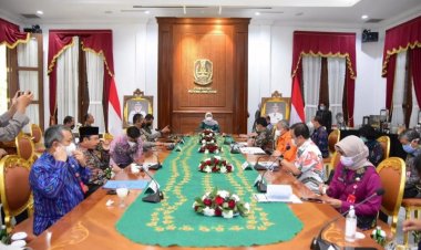 2 Kloter Jemaah Haji Surabaya Dijadwalkan Tiba di Bandara Internasional Juanda Ahad 17 Juni