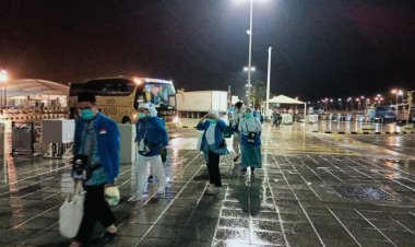 Proses Pemulangan Jemaah Haji Indonesia di Madinah Diwarnai Hujan Deras
