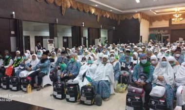 97 Jamah Haji Asal Padang Pariaman Telah Tiba di Tanah Air