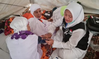 Sinergi Tenaga Kesehatan Bersama Kelompok Bimbingan Ibadah Haji dan Umroh
