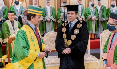 Rektor UMP Jebul Suroso Jadi Pembicara Kuliah Umum di Brunei Darusalam