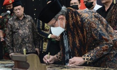 Kunjungi NTT, Haedar Nashir Resmikan Gedung Kuliah UM Kupang Hingga Saluran Air Bersih