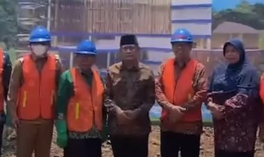 Haedar Nashir Resmikan Masjid dan Lakukan Peletakan Batu Pertama di UM Metro Lampung