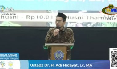 Ustadz Adi Hidayat Mengaku Bangga Jadi Kader Muhammadiyah