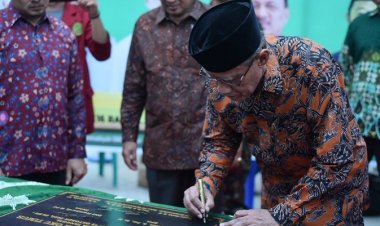 Kunjungi Palembang, Haedar Nashir Lantikan Rektor ITMS dan Resmikan Gedung STKIP Muhammadiyah Oku Timur