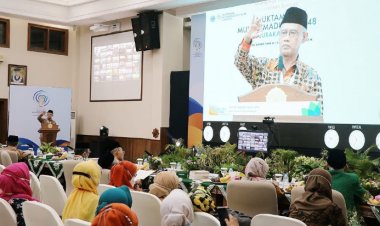 Sidang Pleno I Muktamar Muhammadiyah ke-48 Ditutup Haedar Nashir