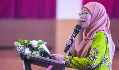 Salmah Orbayinah: Bangun Masa Depan Peradaban Sangat Bisa Dimulai dari Keluarga