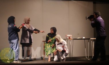 Prodi Pendidikan Bahasa dan Sastra Indonesia FIP UMJ Gelar Pementasan Seni Teater Sebagai Tugas Akhir