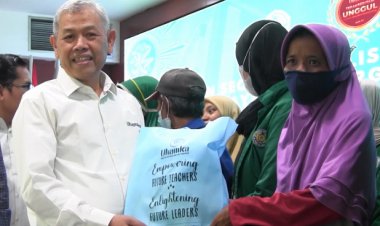 FKIP UHAMKA Salurkan Bantuan Dana Pemberdayaan ke Keluarga Dhuafa