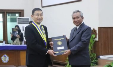 Belasan Insinyur UMS Angkatan ke-6 Jalani Sumpah Profesi