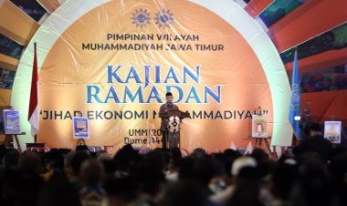 Haedar Nashir Ungkap Tiga Kunci Memajukan Jihad Ekonomi Muhammadiyah di Pengajian Ramadan 1444 H PWM Jatim