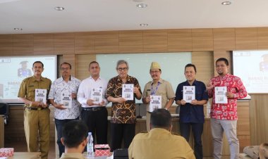 UMP Kembali Luncurkan Buku 'Babad Banyumas'