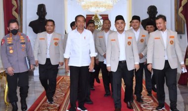 Dzulfikar Tawalla dan Jajaran Pengurus Pemuda Muhammadiyah Temui Jokowi di Istana