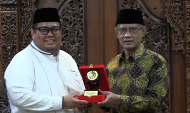 Temui Haedar Nashir di Jakarta, Rahmat Bagja Bahas Soal Pengawasan Tahapan Pemilu