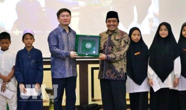 Kunjungi UMJ, Kedubes Cina Berikan Santunan kepada Yatim dan Dhuafa