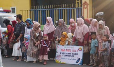 KB Aisyiyah Birrul Waalidain Kauman dan Lazismu Batang Gelar Kegiatan 'Aksi Filantropis Cilik Tebar Takjil'