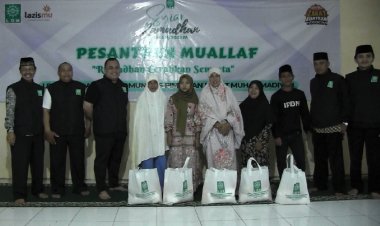 Puluhan Keluarga Suku Badui Ikuti Pesantren Mualaf