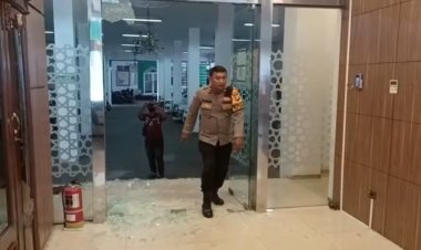 Abdul Mu'ti Minta Polisi Ungkap Motif Pelaku Penembakan Kantor MUI Pusat