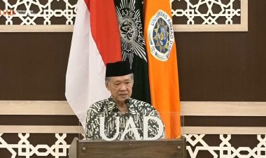 Syamsul Anwar Resmikan Observatorium UAD