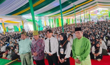 Haedar Nashir Berikan Pembekalan Mahasiswa Baru UMRI