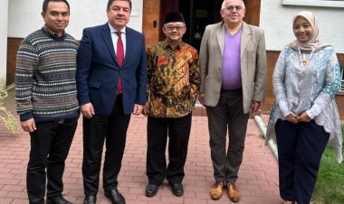 Muslim Polandia Gunakan Metode Hisab dalam Penetapan Ramadan dan Dua Hari Raya Islam