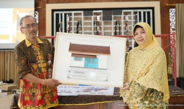 Tim Dosen Arsitektur UMS Usulkan Desain Fasad Rumah ke Kampung Kauman Solo