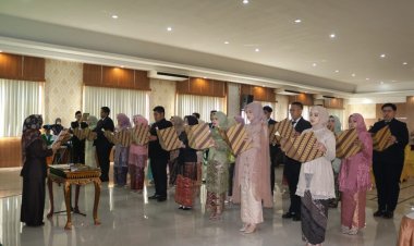 Fakultas Kedokteran UM Palembang Gelar Pengambilan Sumpah 34 Dokter Muda