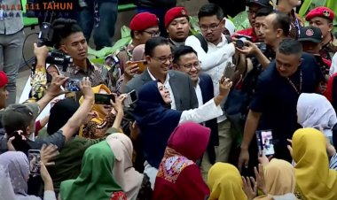 Tiba di UMS untuk Dialog Terbuka, Anies-Cak Imin Disambut Teriakan "AMIN"