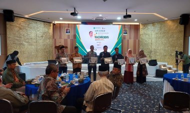 Daftar Pemenang Fachrodin Award 2023: H Ilyas Miloen Jadi Tokoh Lokal Inspiratif