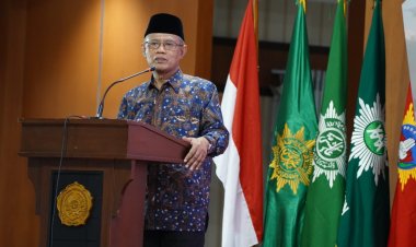 Haedar Nashir Minta Karyawan di Amal Usaha Tdak Sekadar Bekerja dan Dapat Upah