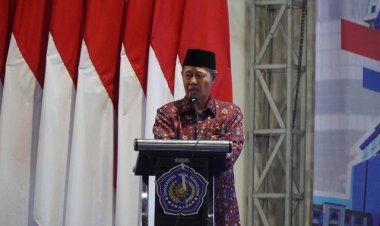 Mahasiswa Unismuh Makassar Terima Buku Rekening Beasiswa KIP Kuliah Skema I 2023