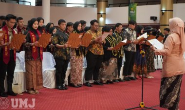 UMJ Gelar Prosesi Angkat Janji Sarjana Kedokteran Angkatan ke-43