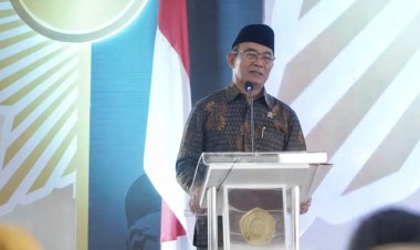 Muhadjir Effendy Resmikan Pondok Pesantren Abdul Malik Fadjar