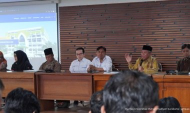 Gelar Safari Ramadan Ketiga, Rektor UMS Sampaikan Materi I'tikaf