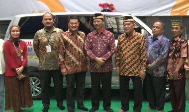 KB Bank Syariah Salurkan Satu Unit Ambulans ke UMT