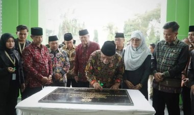Haedar Nashir Resmikan Gedung Baru UM Lampung