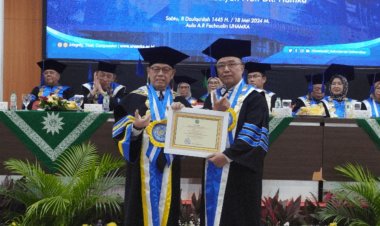 Uhamka Kukuhkan Bunyamin sebagai Guru Besar bidang Ilmu Manajemen Pendidikan