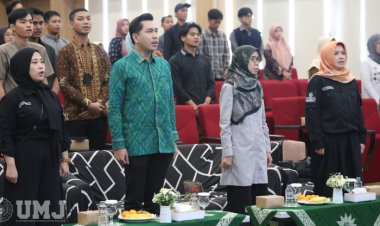 Kantor Sekretariat Universitas UMJ Gelar Pelatihan Penulisan Kehumasan dan Digital Branding