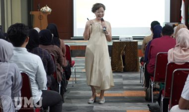 Fakultas Ilmu Keperawatan UMJ Gelar Seminar Internasional Bahas Upaya Penanganan Penyakit Katastropik